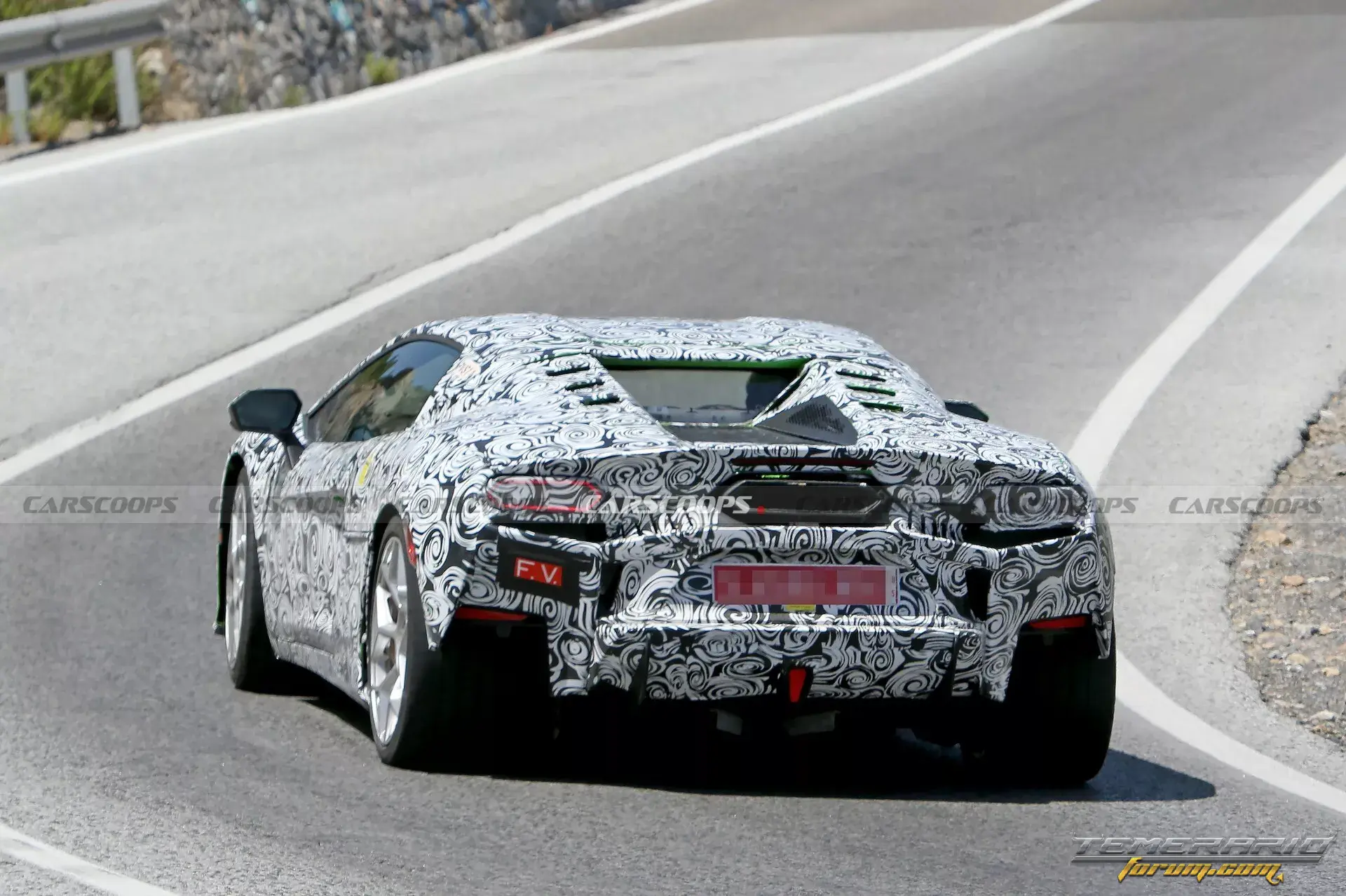 2025-Lamborghini-Temerario-718-22.webp